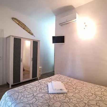5 Terre Cozy Appartement *